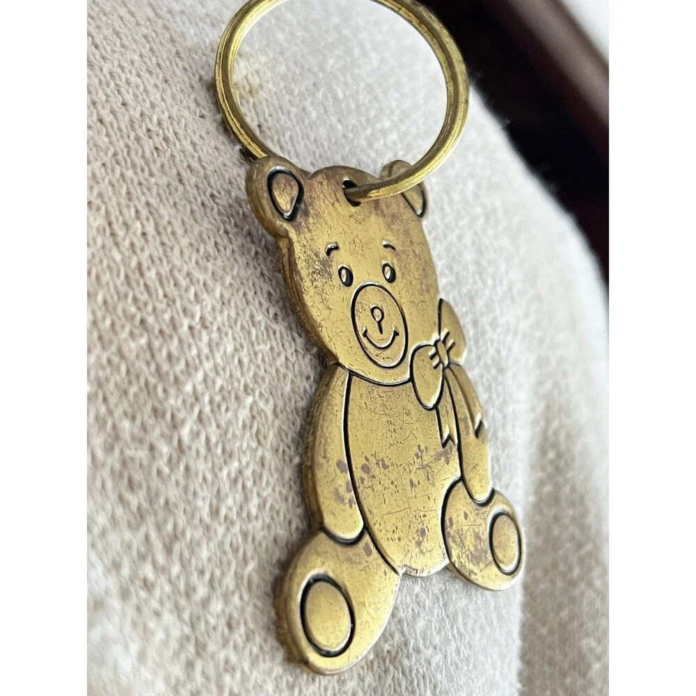 1980 Vintage Russ Berrie Brass Teddy Bear Collectible Keychain - Taiwan T20 Keep